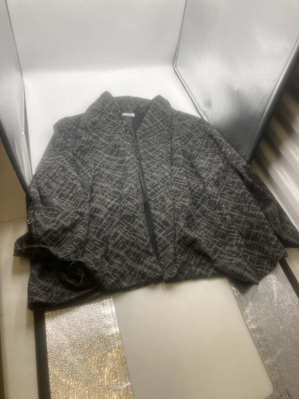 Avenue Black and Grey Abstract Pattern Open-Front Cardigan Jacket